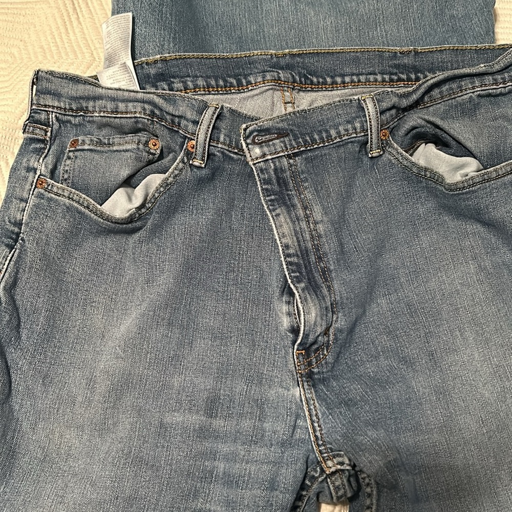 Levi’s Men’s Jeans 42x30 - Picture 4 of 5